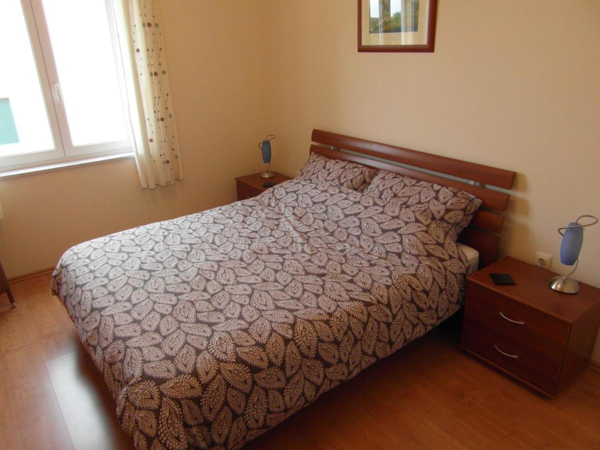 Bentley - Sea-View - 2 Bedroom Apartment Premantura Exterior foto
